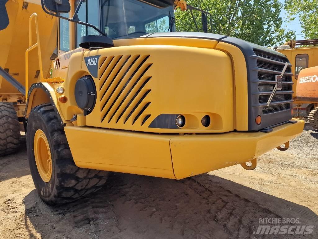 Volvo A 25 D ساحبات مفصلية