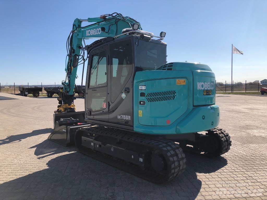 Kobelco SK 75 SR حفارات وسط 7 طن - 12 طن