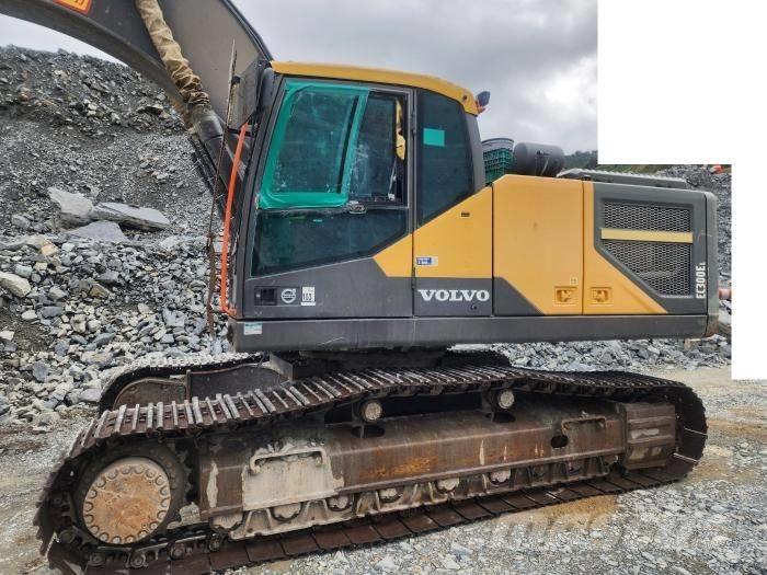 Volvo EC 300 EL حفارات زحافة