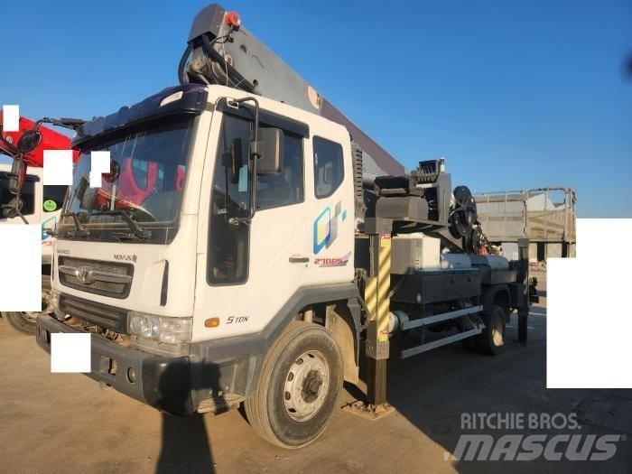 Horyong SKY 450 المنصات الهوائية المثبتة على شاحنة