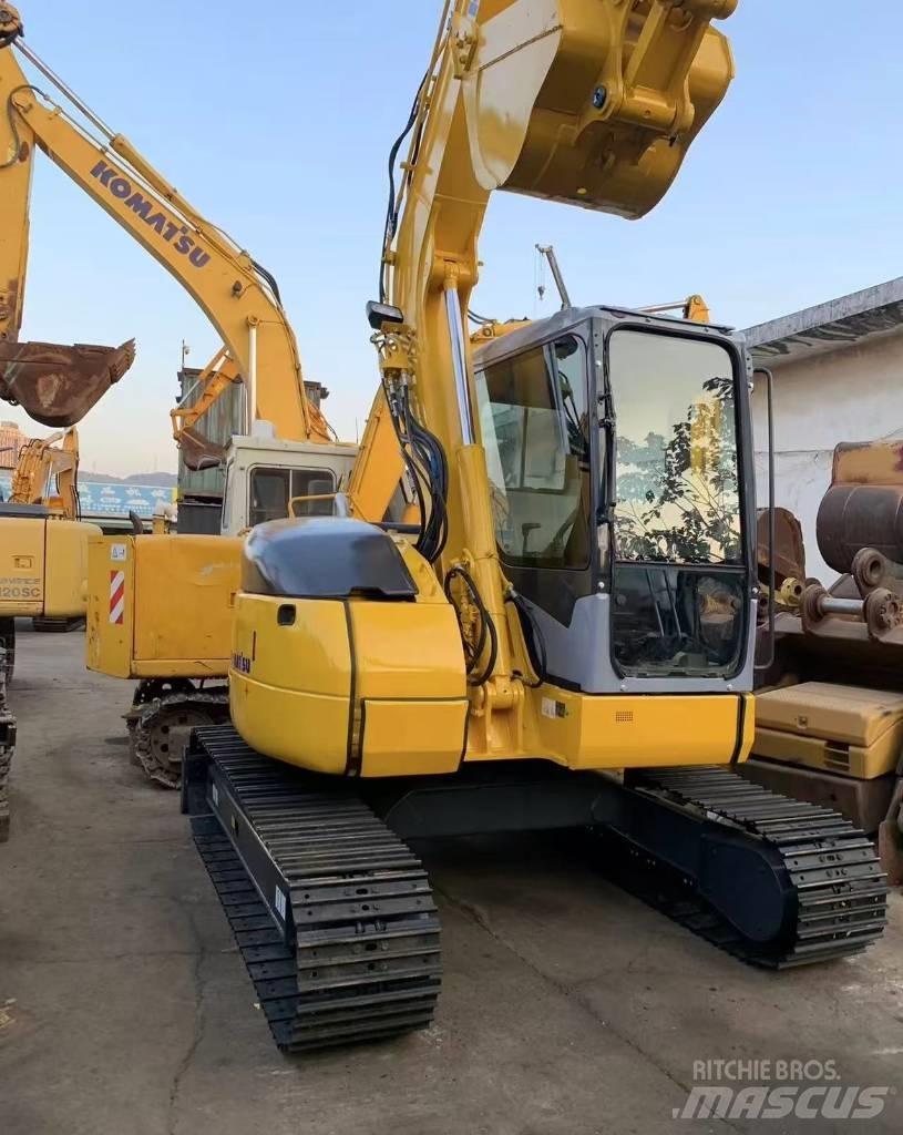 Komatsu PC 78 US حفارات زحافة