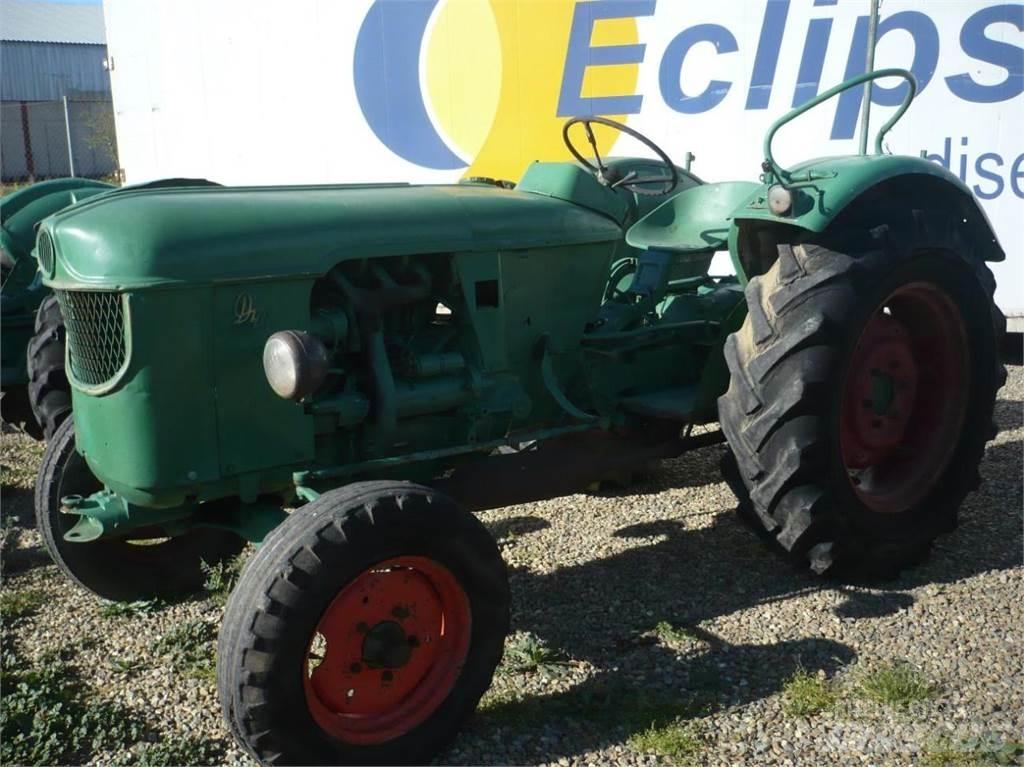 Deutz-Fahr D 40 الجرارات