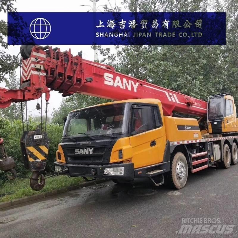 Sany STC 250 رافعات صالحة لكل أنواع الطرق