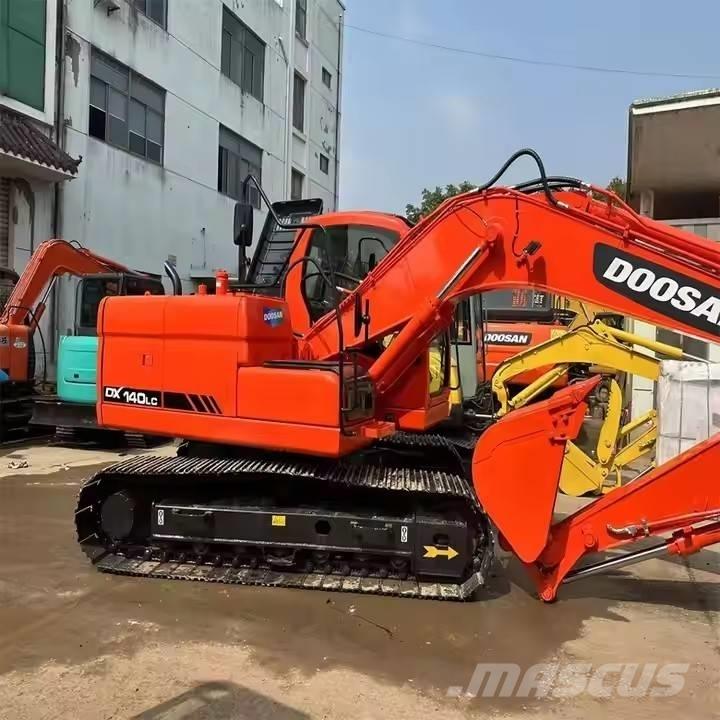 Doosan DX150 حفارات زحافة