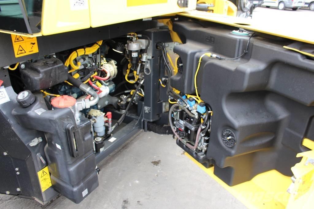 Bomag BW 154 AP-5 AM مداحل ثنائية الاسطوانة