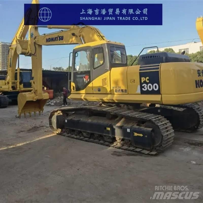 Komatsu PC 300 حفارات زحافة