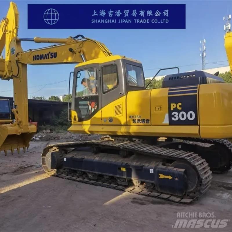 Komatsu PC 300 حفارات زحافة
