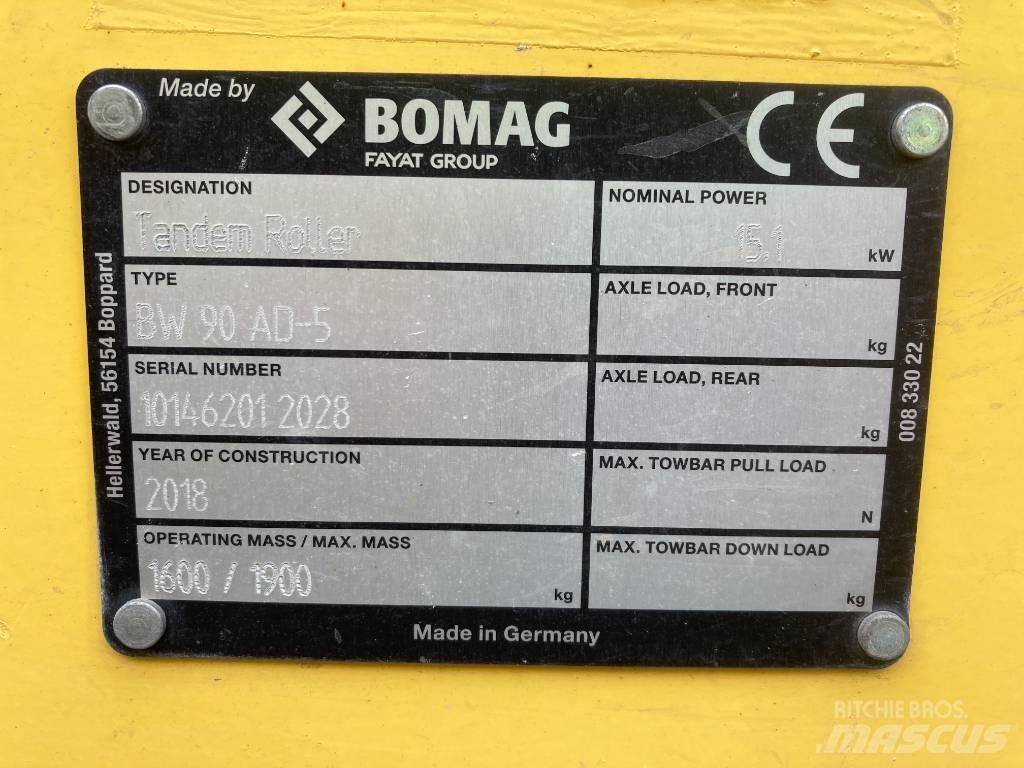 Bomag BW 90 AD-5 مداحل ثنائية الاسطوانة