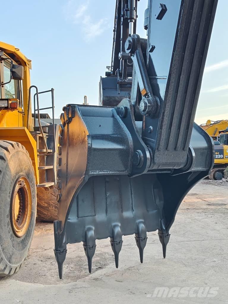 Volvo EC350DL حفارات زحافة