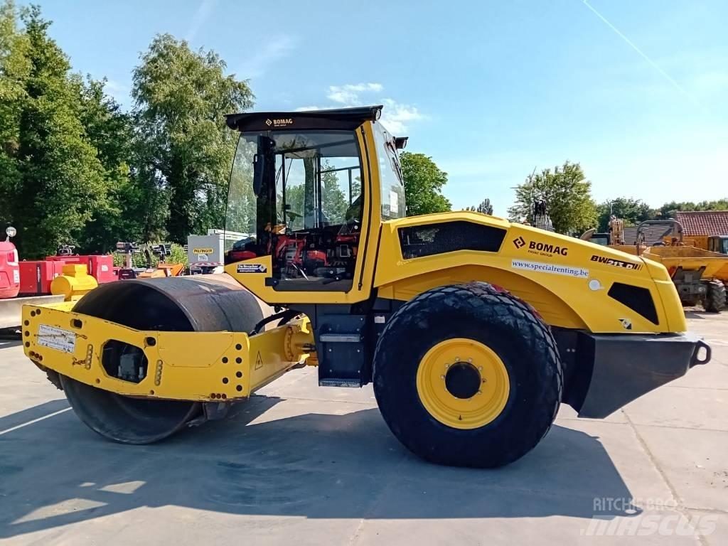 Bomag BW 213 D-5 ضاغطات التربة