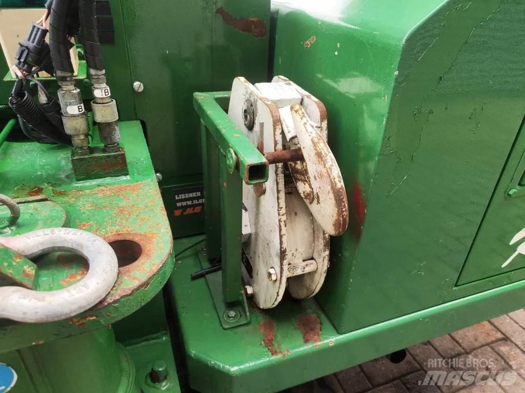 Unic URW 706 CDE رافعات مجنزرة