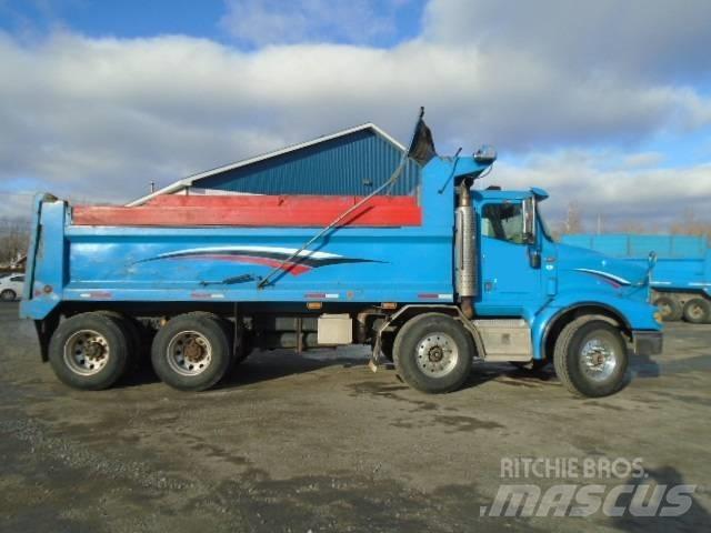 International 9200 i شاحنات قلابة