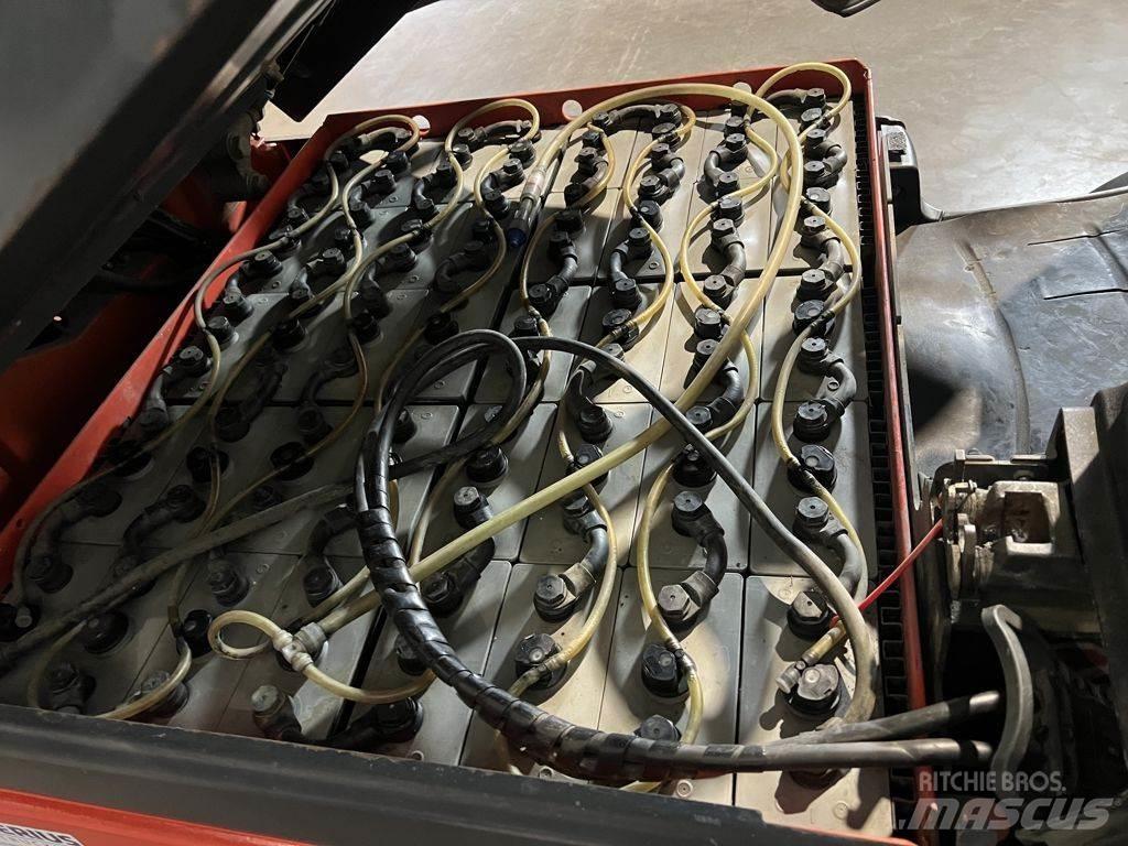 Linde E35L-01 شاحنات ذات رافعات شوكية تعمل بالكهرباء