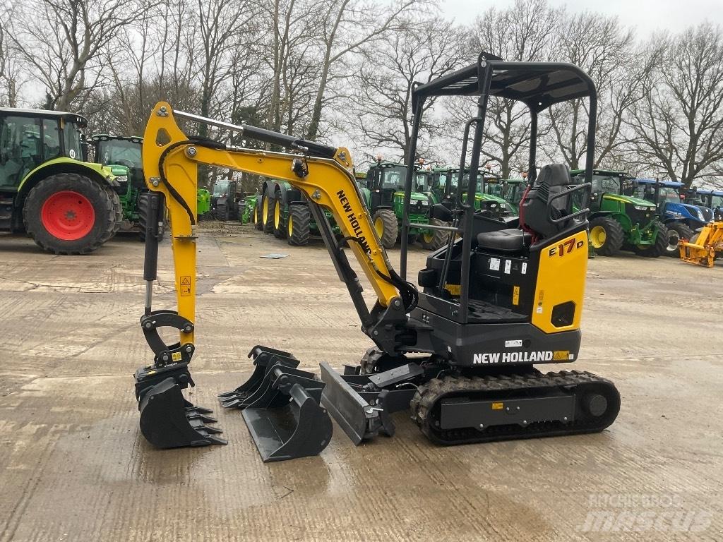 New Holland E 17 D حفارات زحافة