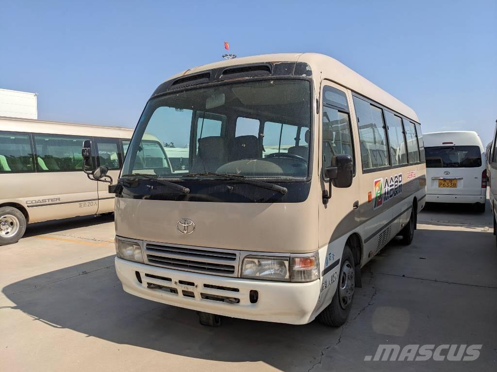 Toyota Coaster Bus حافلة صغيرة
