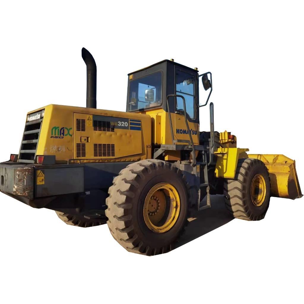 Komatsu WA 320-3 لوادر بعجل