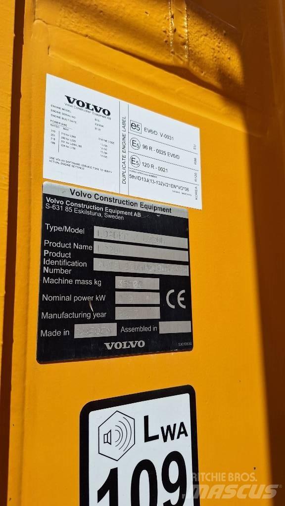 Volvo L 220 H لوادر بعجل