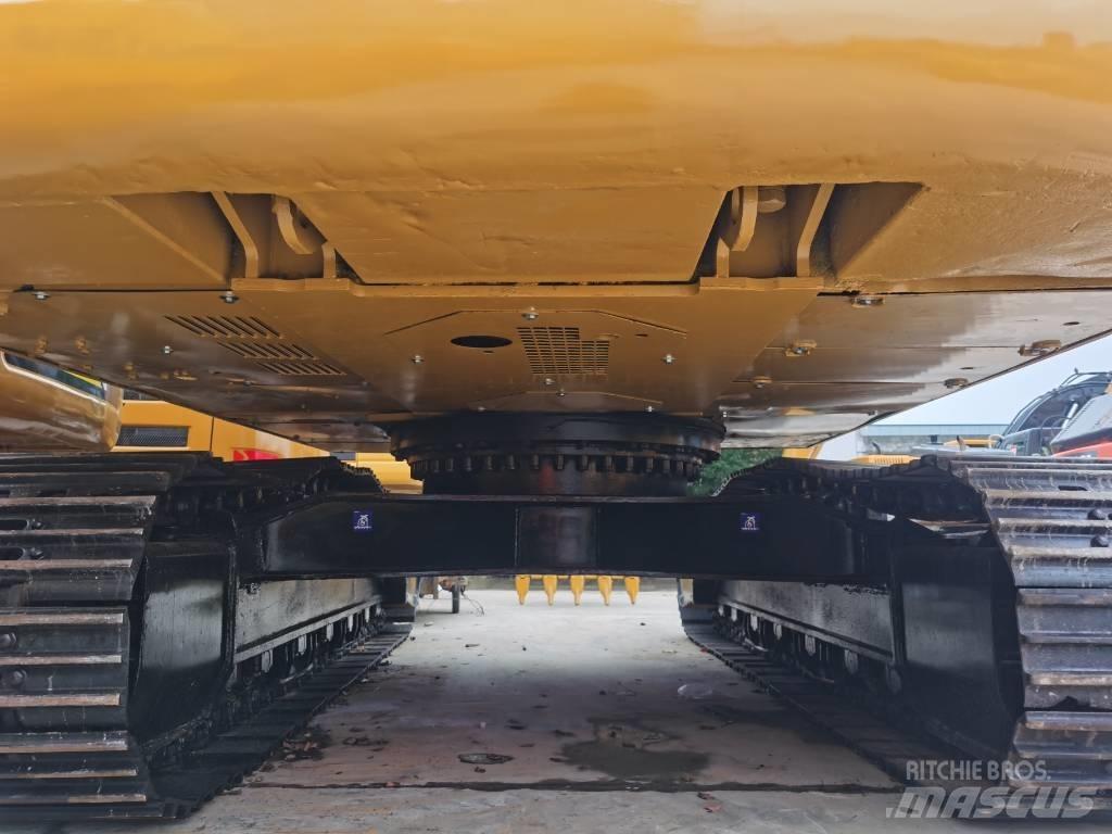 CAT 330 D L حفارات زحافة