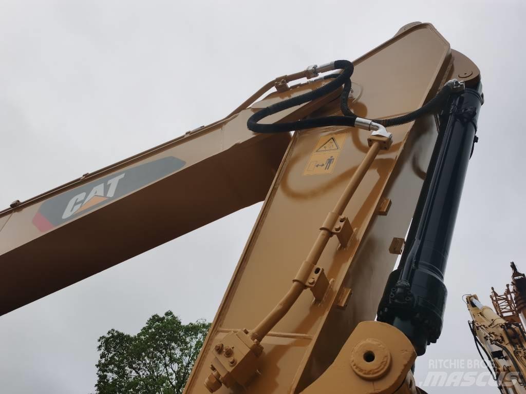 CAT 330 D L حفارات زحافة