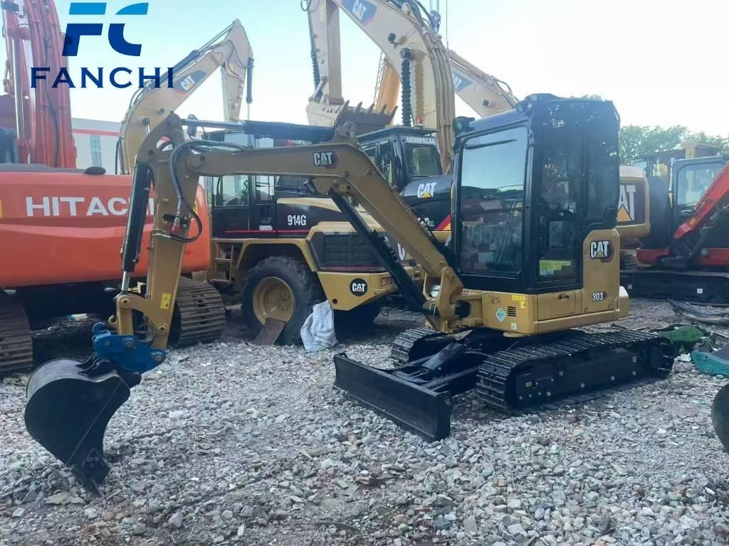 CAT 303 حفارات زحافة
