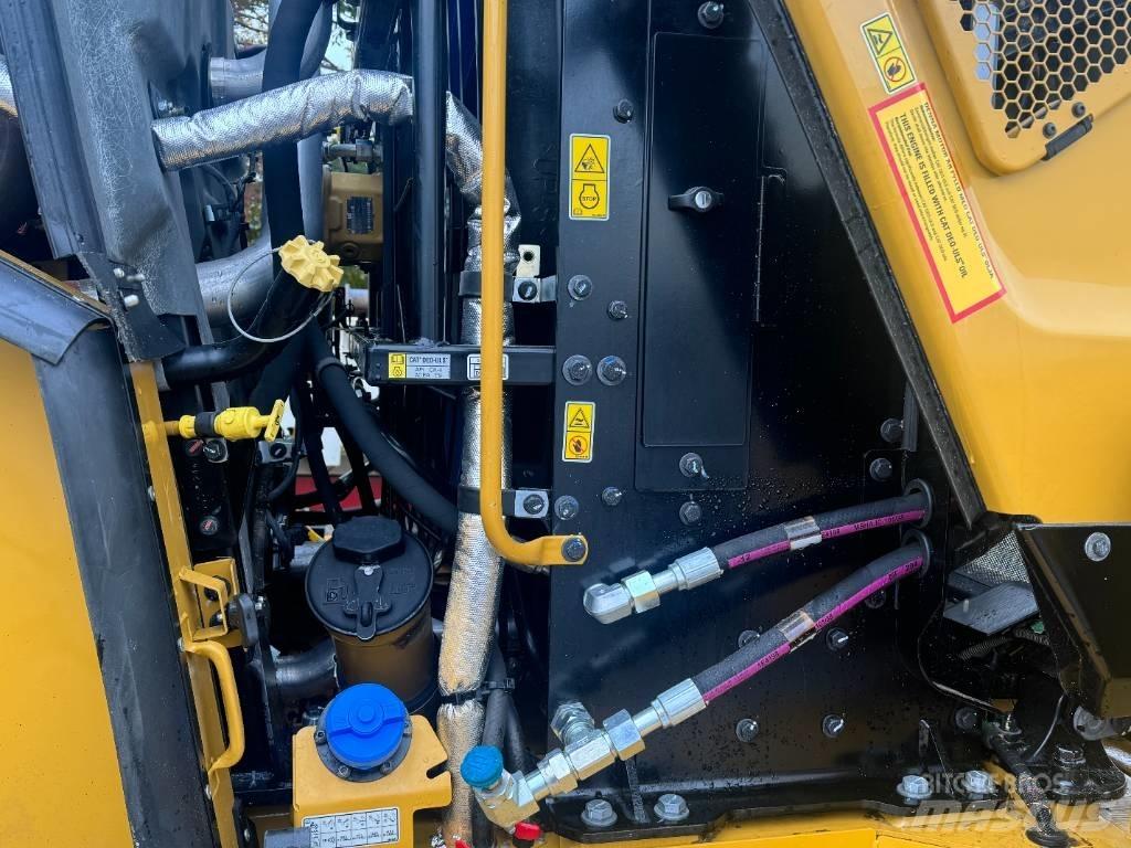 CAT 972 M XE لوادر بعجل