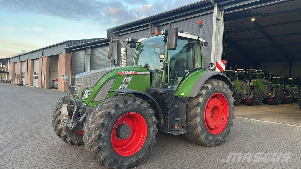 Fendt 724 VARIO الجرارات