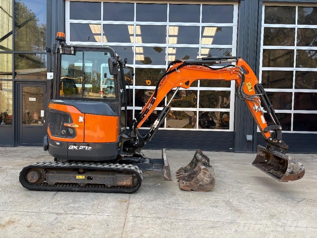 Doosan DX 27 Z حفارات صغيرة أقل من 7 طن (حفارات صغيرة)
