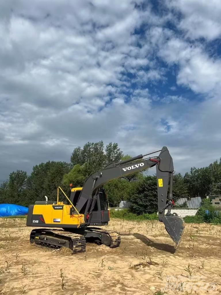 Volvo EC140 حفارات زحافة