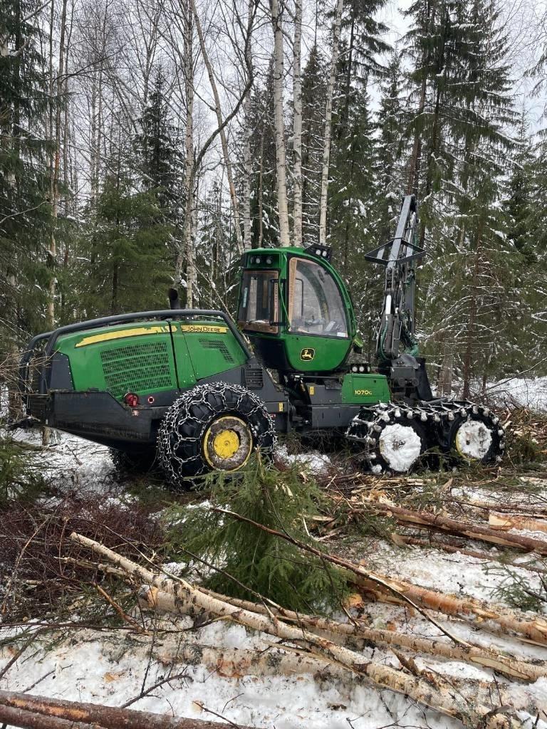 John Deere 1070 G حصادات