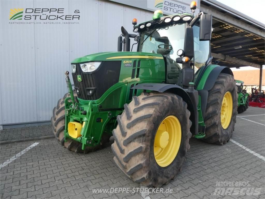John Deere 6250R الجرارات