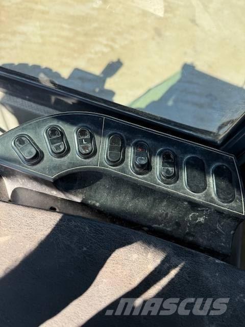 Komatsu WA 470-7 لوادر بعجل