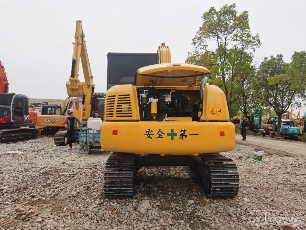 Komatsu PC 70-8 حفارات زحافة