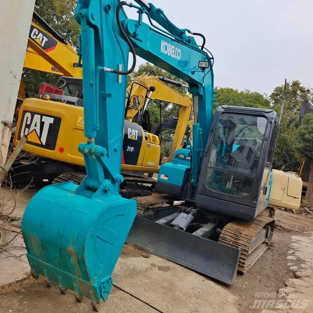 Kobelco SK 75 حفارات زحافة