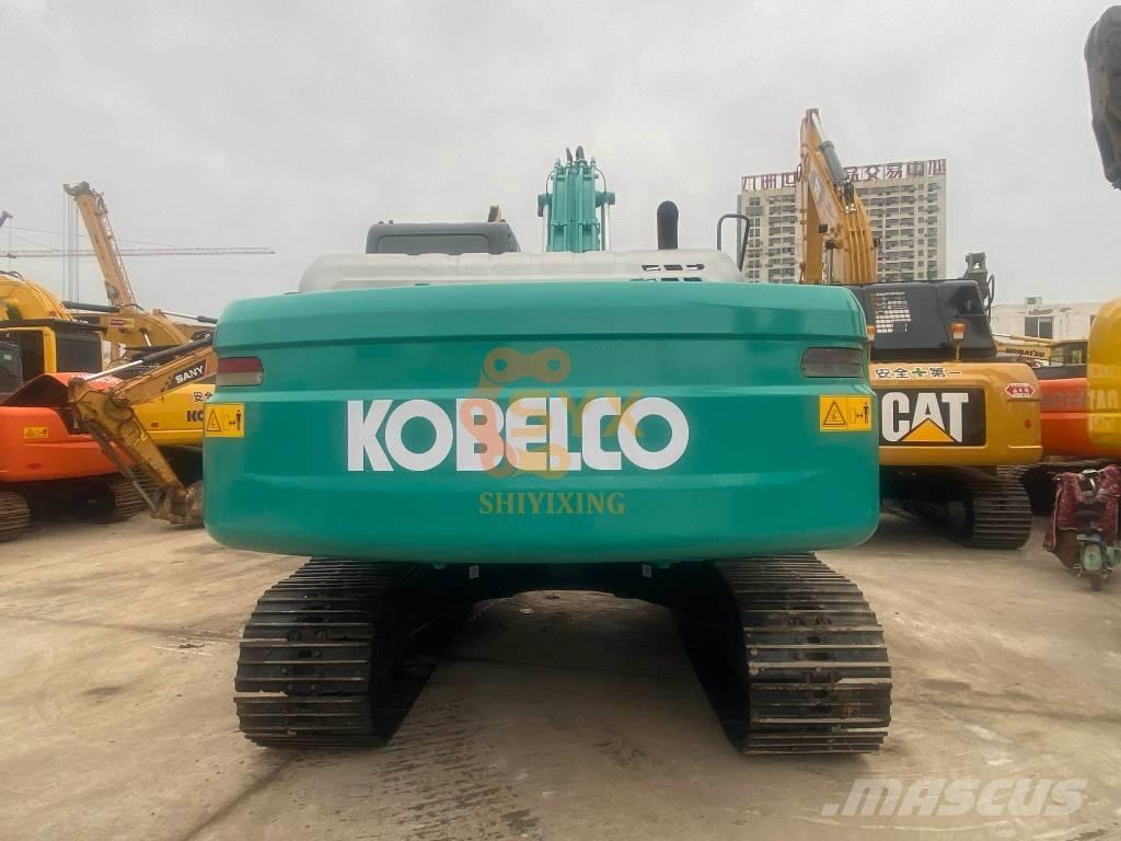 Kobelco SK 200-8 حفارات زحافة