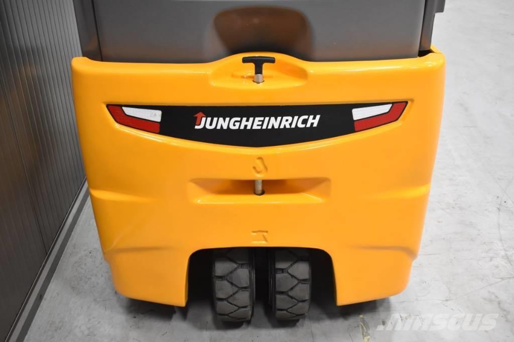 Jungheinrich EFG 213 شاحنات ذات رافعات شوكية تعمل بالكهرباء