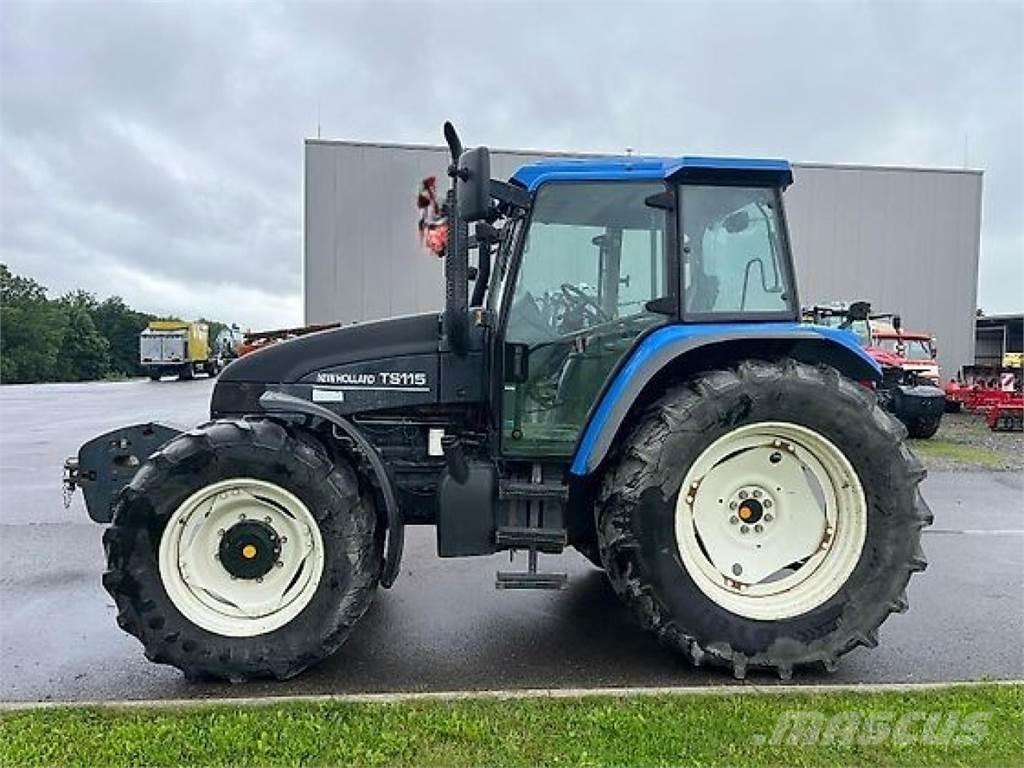 New Holland TS 115 الجرارات