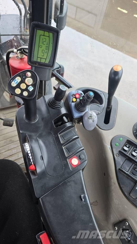 Case IH MXU 135 الجرارات
