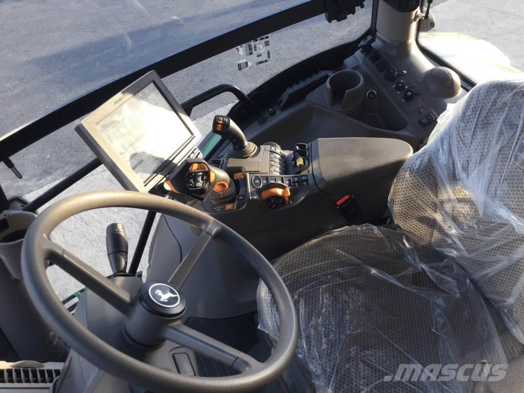 John Deere 6R110 الجرارات