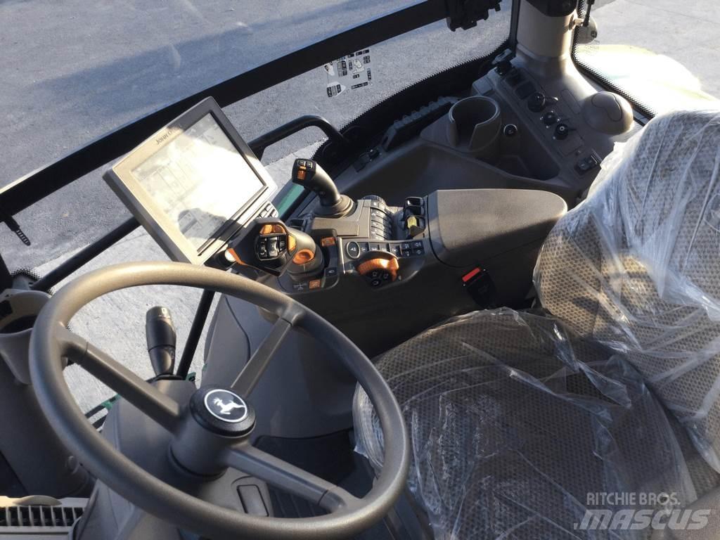 John Deere 6R110 الجرارات