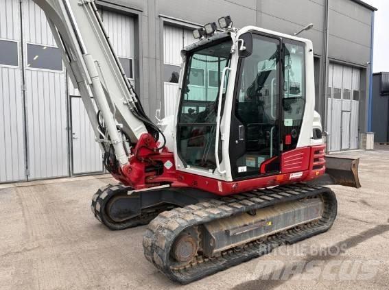 Takeuchi TB290 حفارات وسط 7 طن - 12 طن