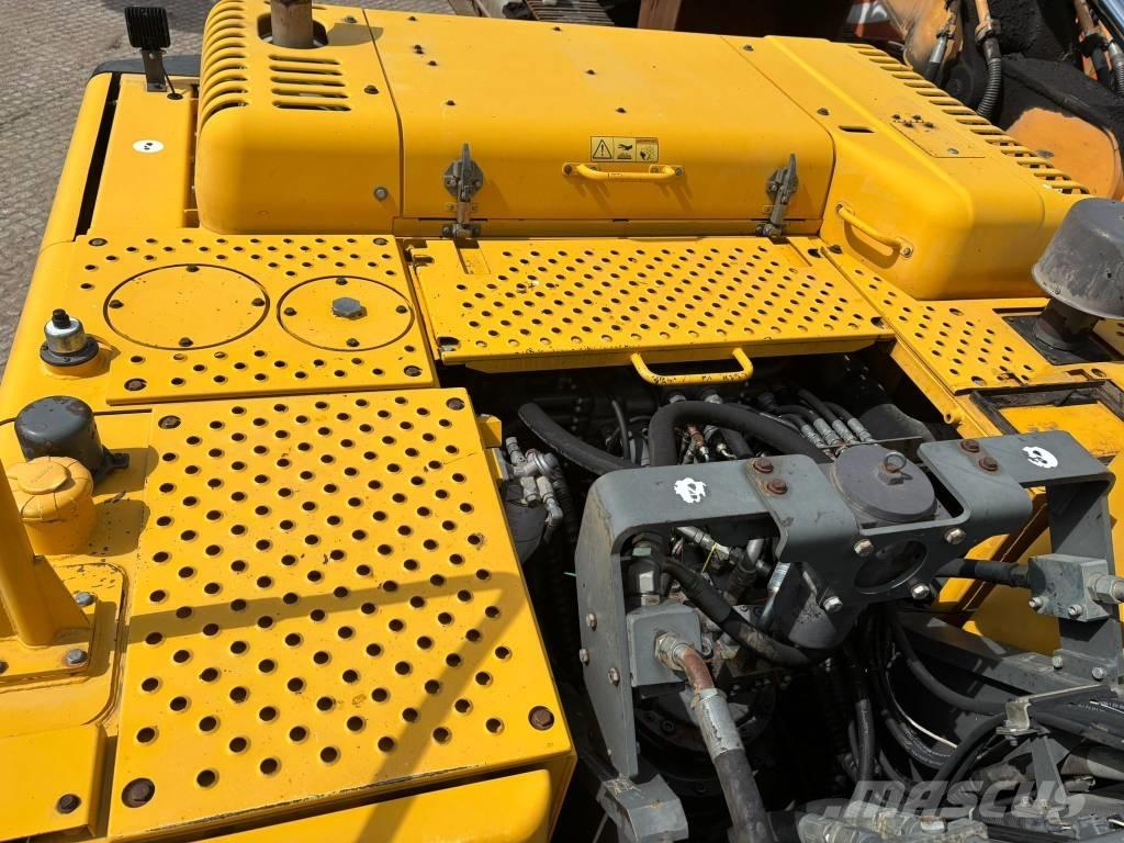 Volvo EC 290 B N LC حفارات زحافة