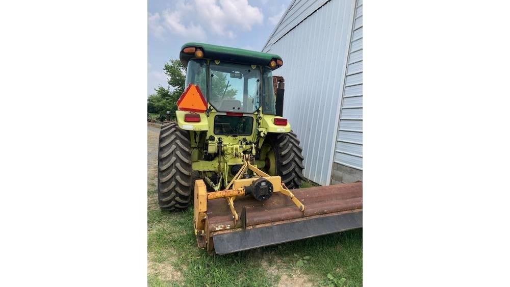 John Deere 5420 الجرارات