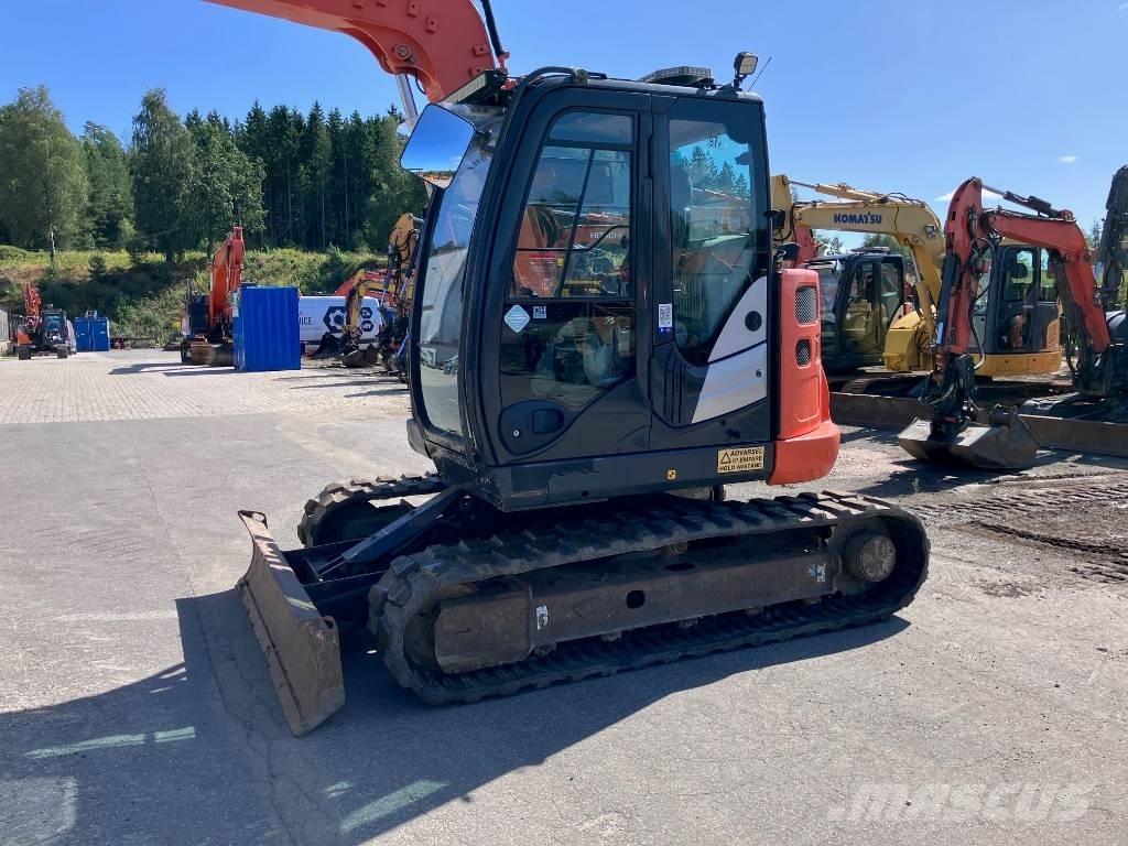 Hitachi ZX 85 US-5 حفارات وسط 7 طن - 12 طن