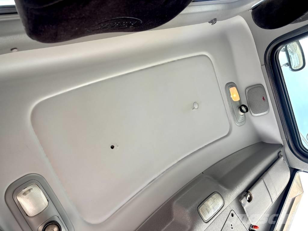 Peterbilt 388 وحدات الجر