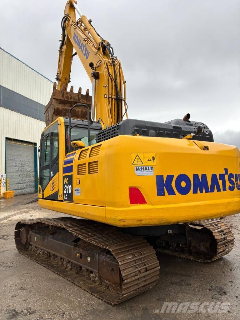 Komatsu PC 210 LC-11 حفارات زحافة