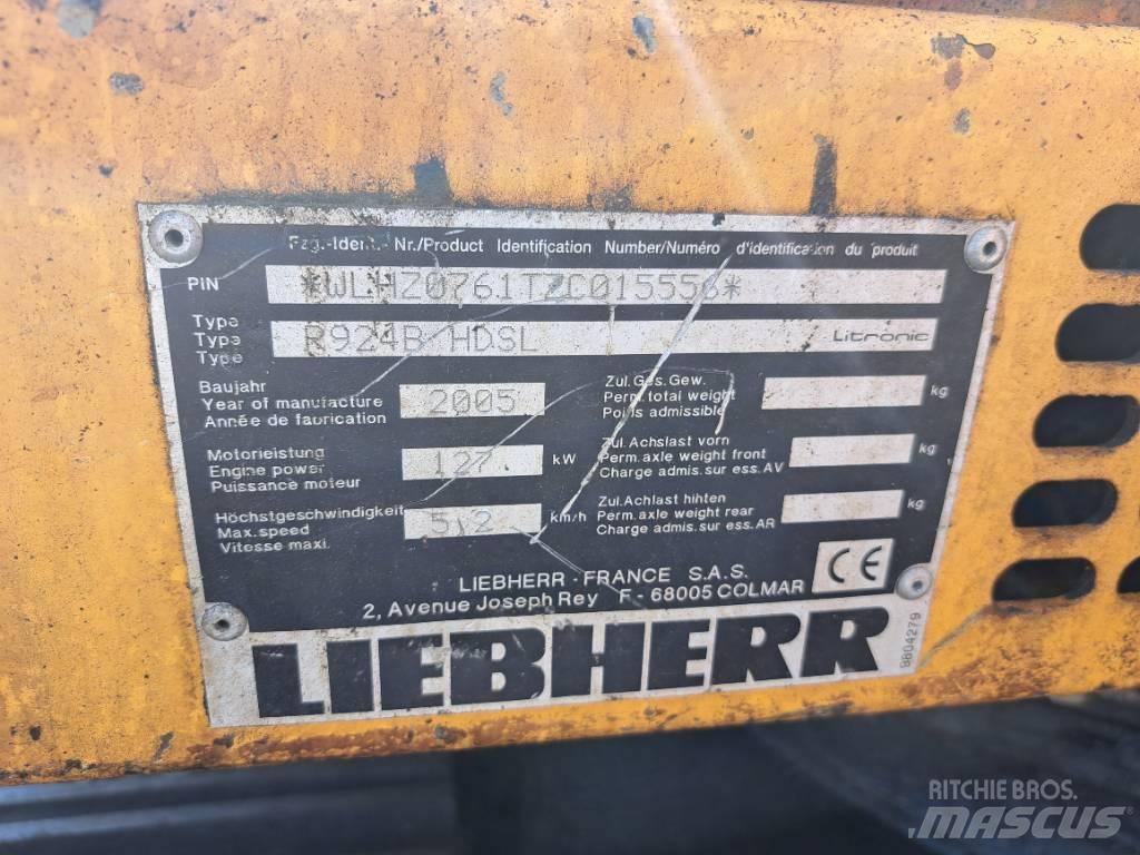 Liebherr R924B HDSL حفارات زحافة