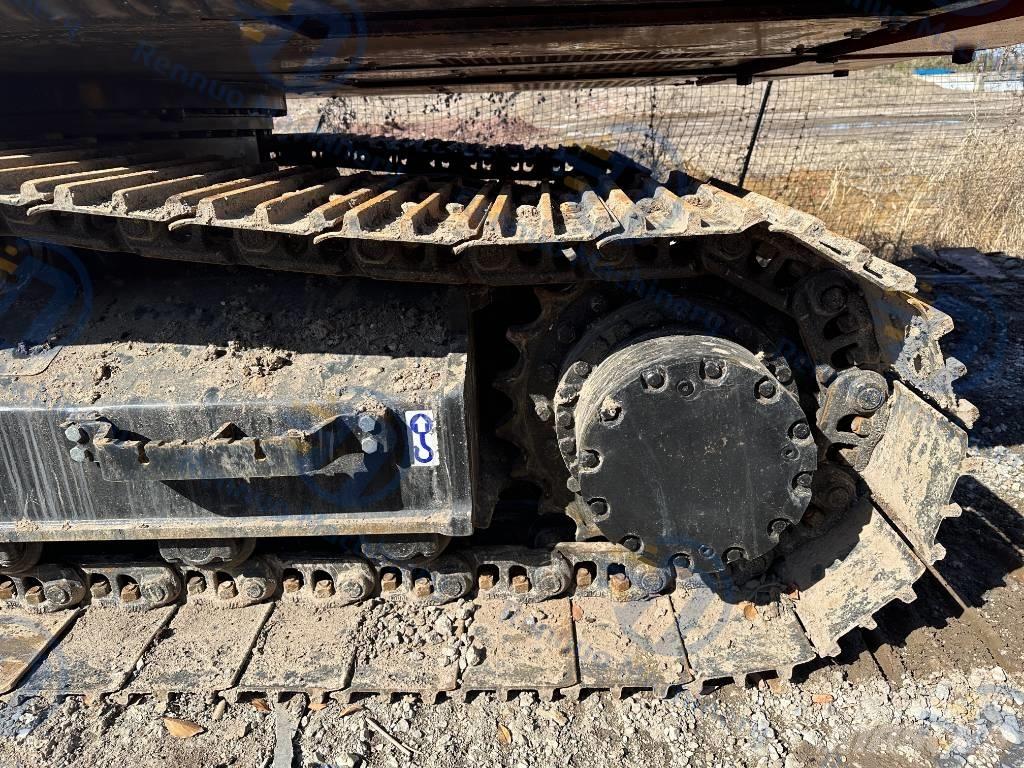 Hitachi ZX 200-3 حفارات زحافة