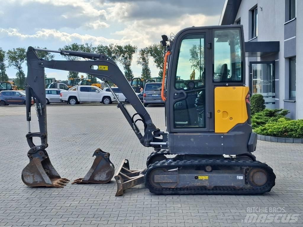 Volvo ECR 25 D حفارات صغيرة أقل من 7 طن (حفارات صغيرة)