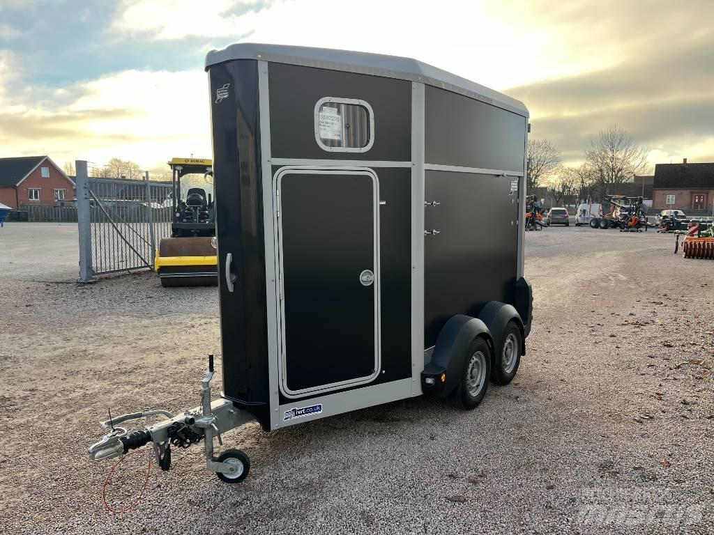 Ifor Williams HB 403 نصف مقطورات لنقل الحيوانات