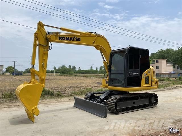 Komatsu pc70-8 حفارات زحافة